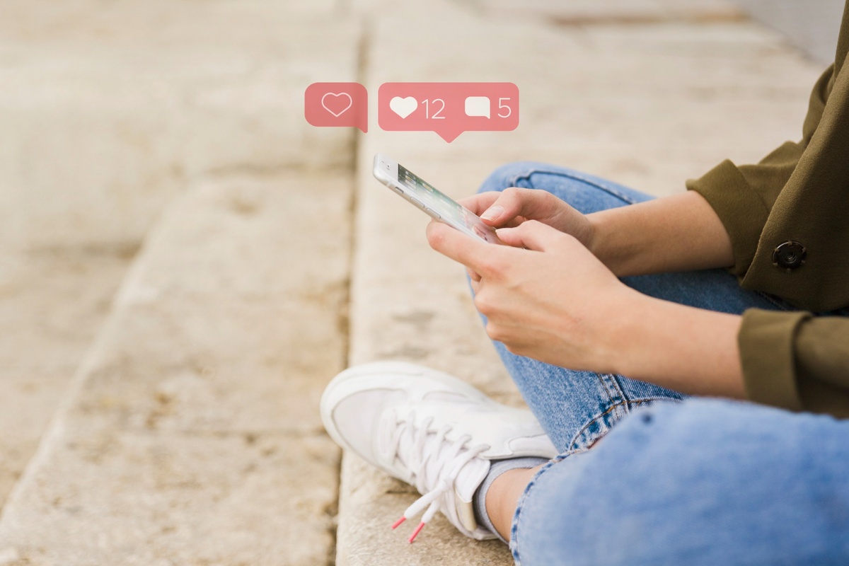 Mehr über den Artikel erfahren Vom Follower zum Kunden: Social Media in der Unternehmenskommunikation